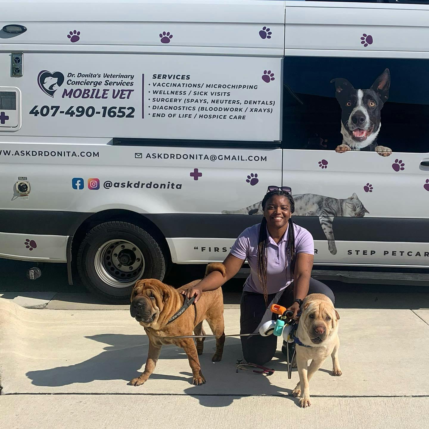 McCants outside her mobile veterinary clinic with patients. (Image courtesy of Dr Donita)