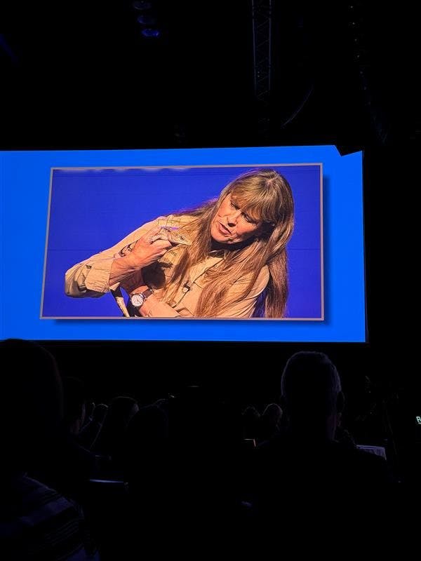 Terri Irwin showing off a Blue-tongued skink to the crowd at VMX