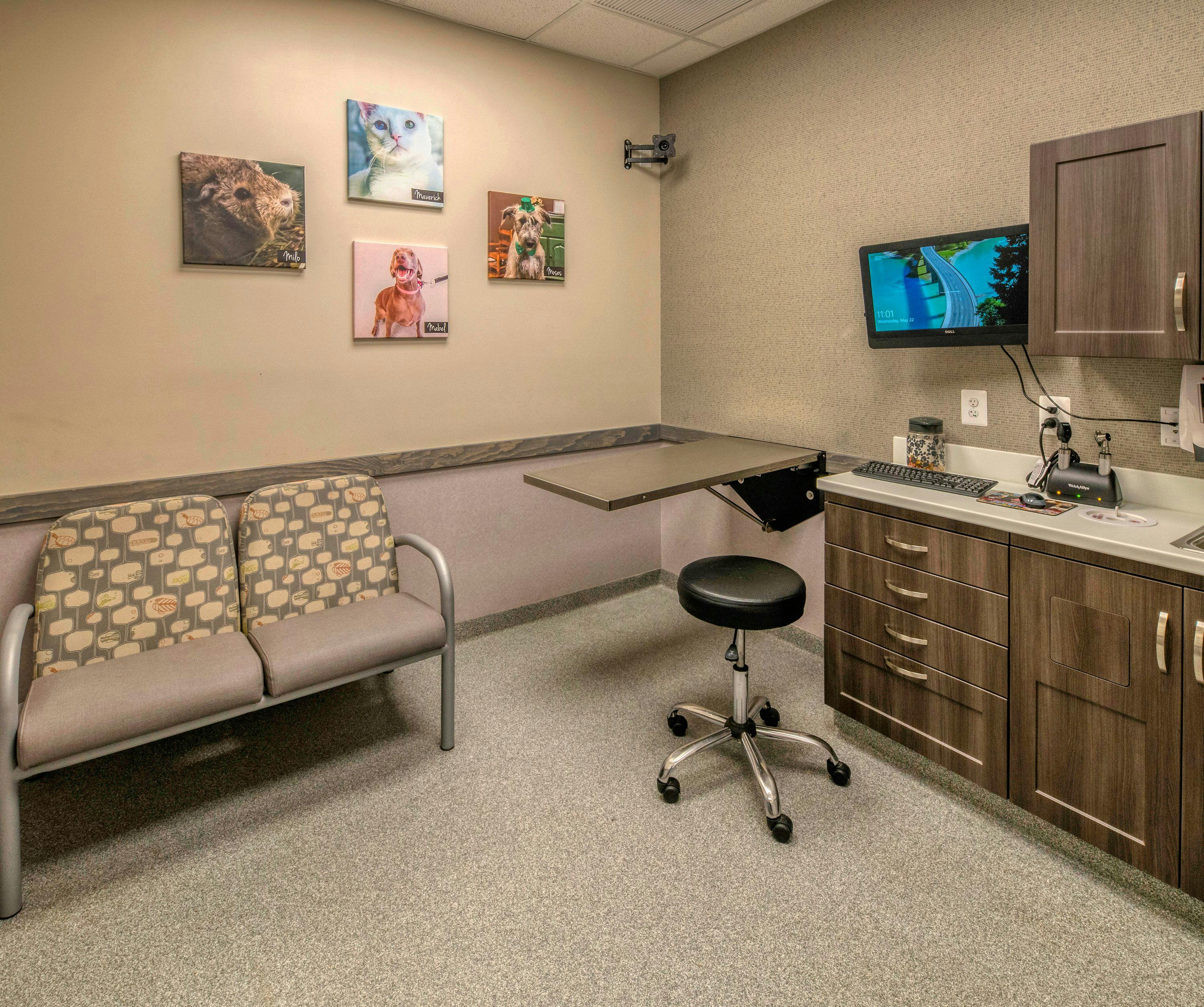 The hospital boasts 21 exam rooms. The rooms are neutral in color and decorated with photos of clients' pets that they submitted online, leading a personal touch to the space. 