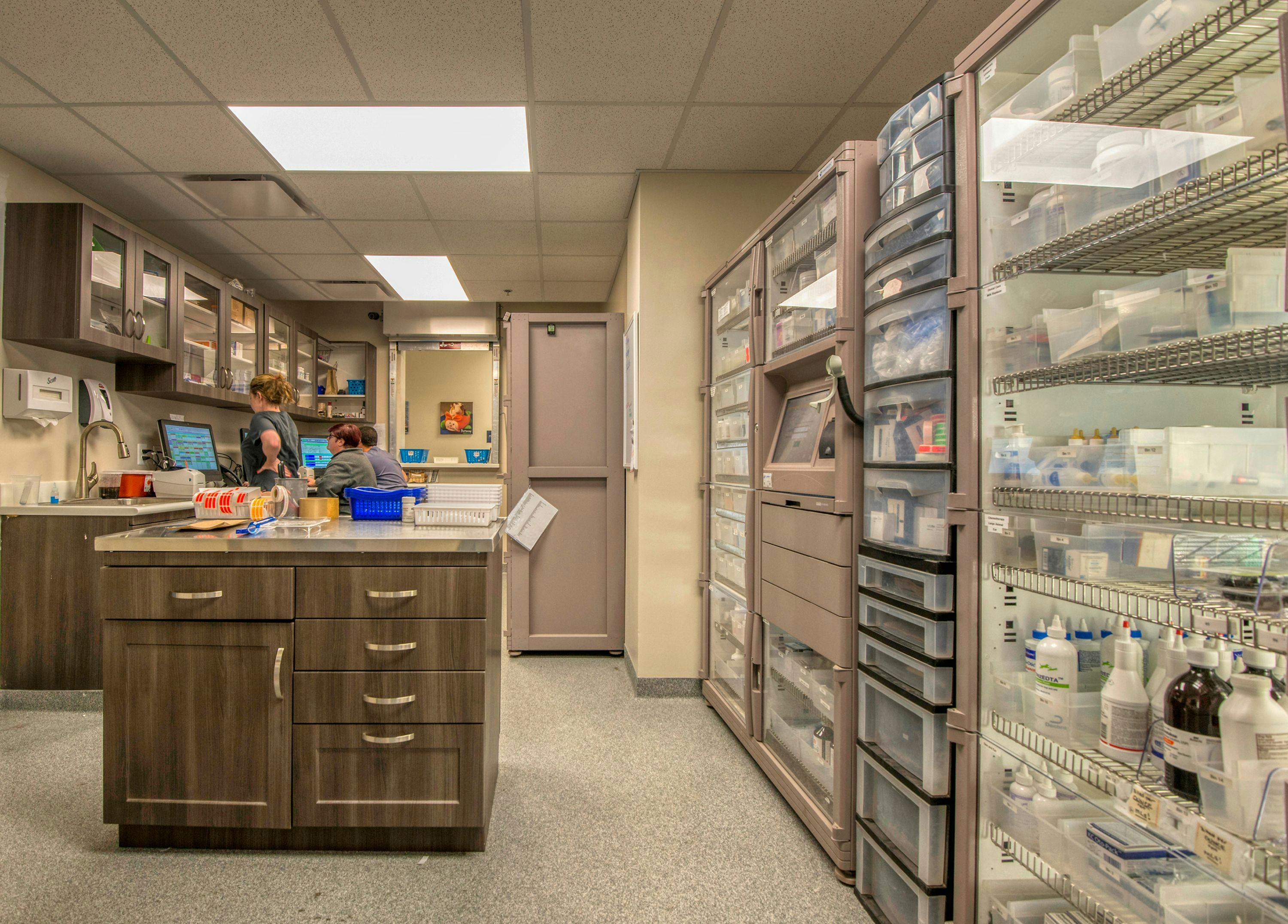 The in-house laboratory and pharmacy are conveniently located between the primary care practice (original wing of the hospital) and the new specialty/emergency wing, allowing for a seamless transition between old and new.