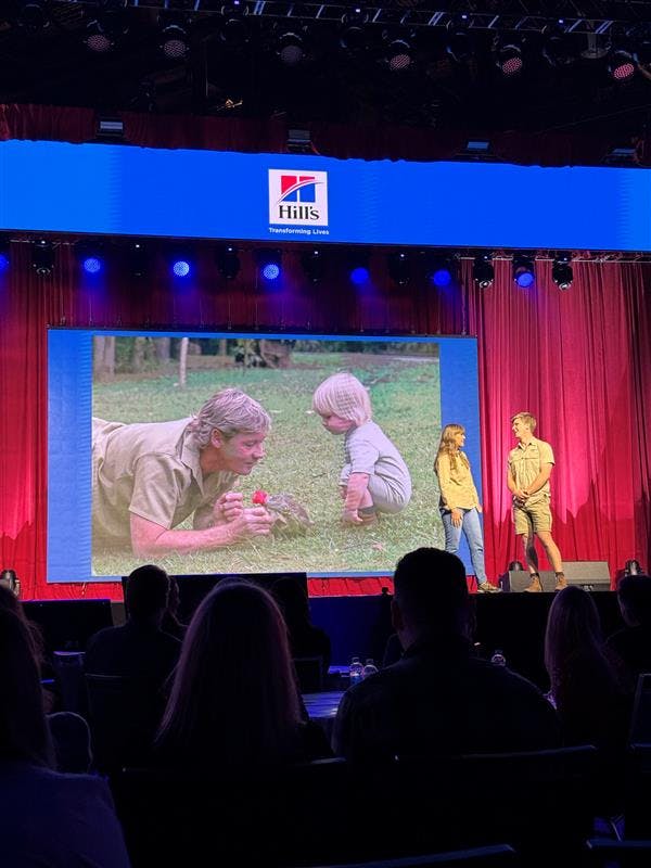Terri and Robert Irwin on stage at the Sunday Night Spectacular at the Veterinary Meeting & Expo (Images courtesy of Caitlin McCafferty, Editor)