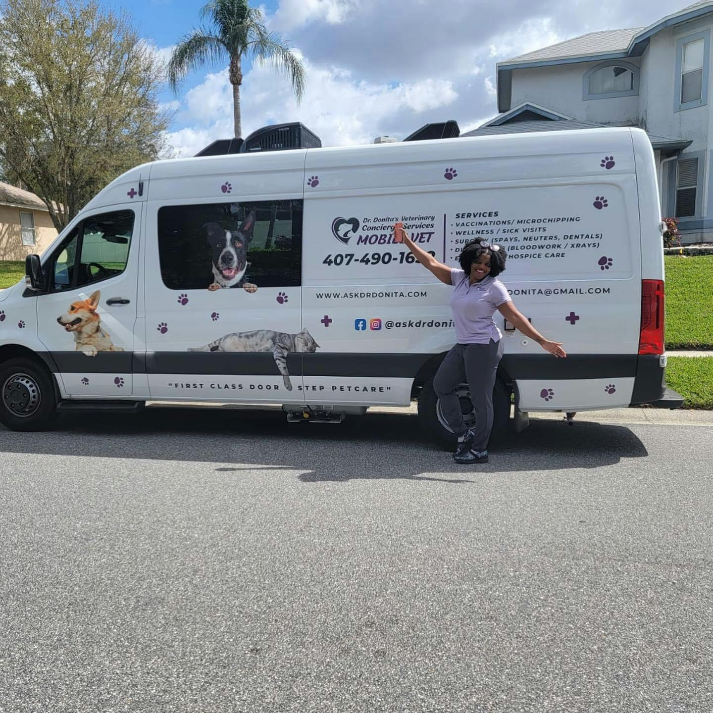 McCants standing next to her mobile veterinary clinic (Image courtesy of Dr Donita)